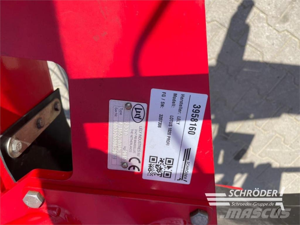 Lely LOTUS 1020 PROFI مكابس وميبسات التبن