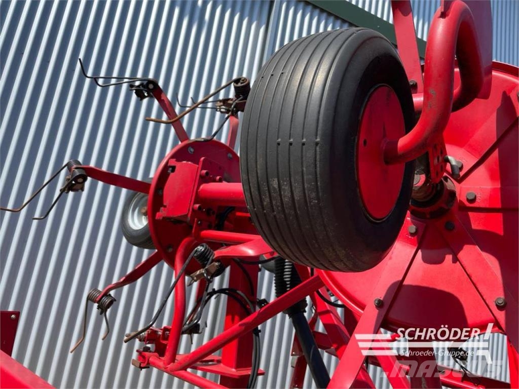 Lely LOTUS 1020 PROFI مكابس وميبسات التبن
