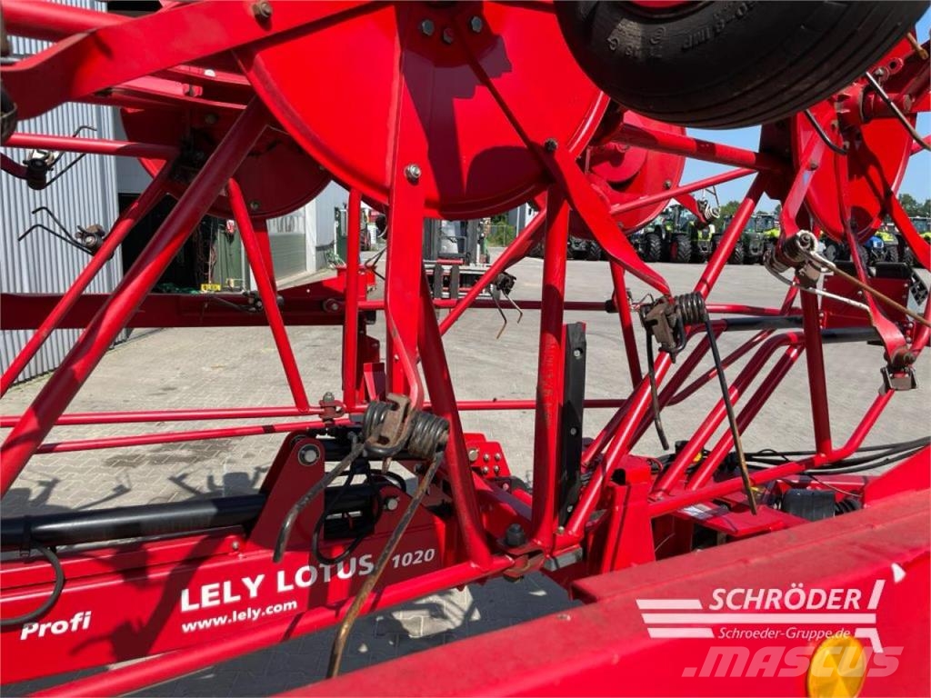 Lely LOTUS 1020 PROFI مكابس وميبسات التبن
