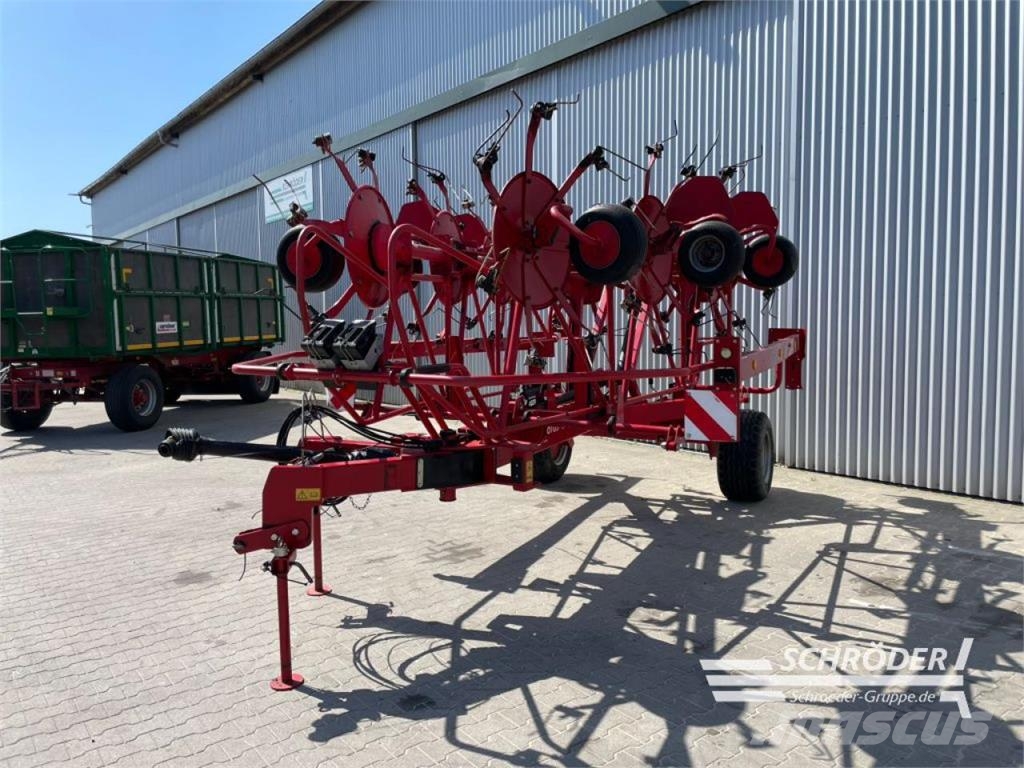 Lely LOTUS 1020 PROFI مكابس وميبسات التبن