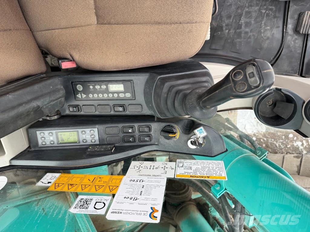 Kobelco SK260 Bageri guseničari
