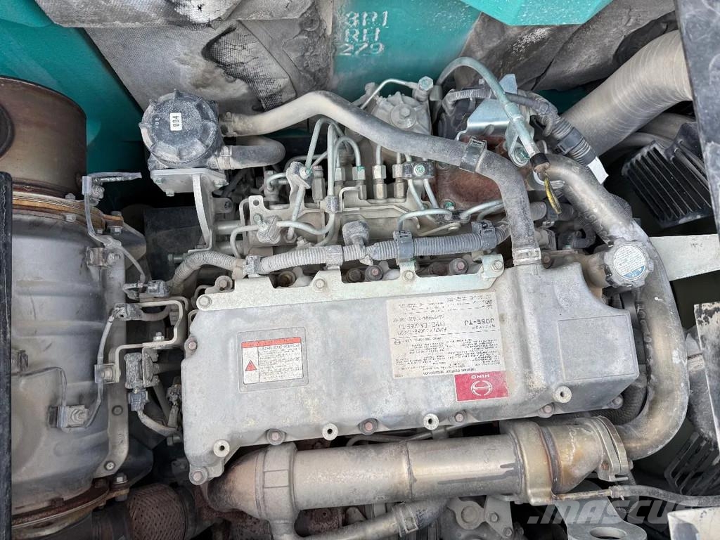 Kobelco SK260 Bageri guseničari