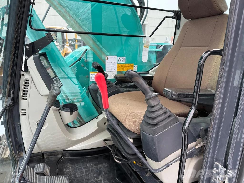 Kobelco SK260 Bageri guseničari