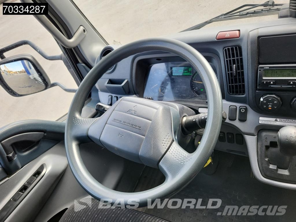Mitsubishi Fuso 7C180 4X2 Driving School Crewcabin 1000kg Tai شاحنات ذات هيكل صندوقي