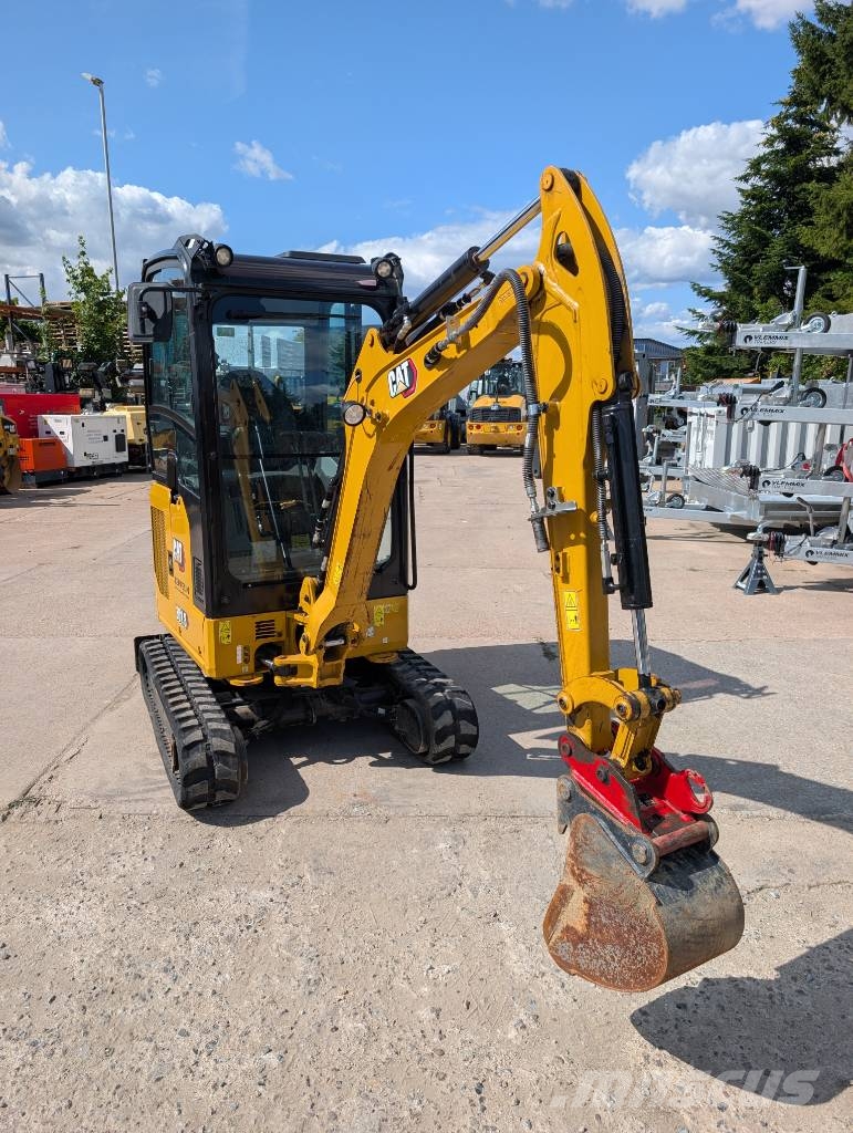 CAT 301.8 حفارات صغيرة أقل من 7 طن (حفارات صغيرة)