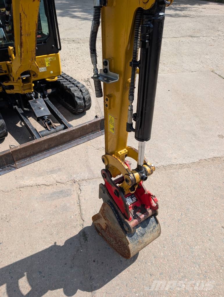 CAT 301.8 حفارات صغيرة أقل من 7 طن (حفارات صغيرة)