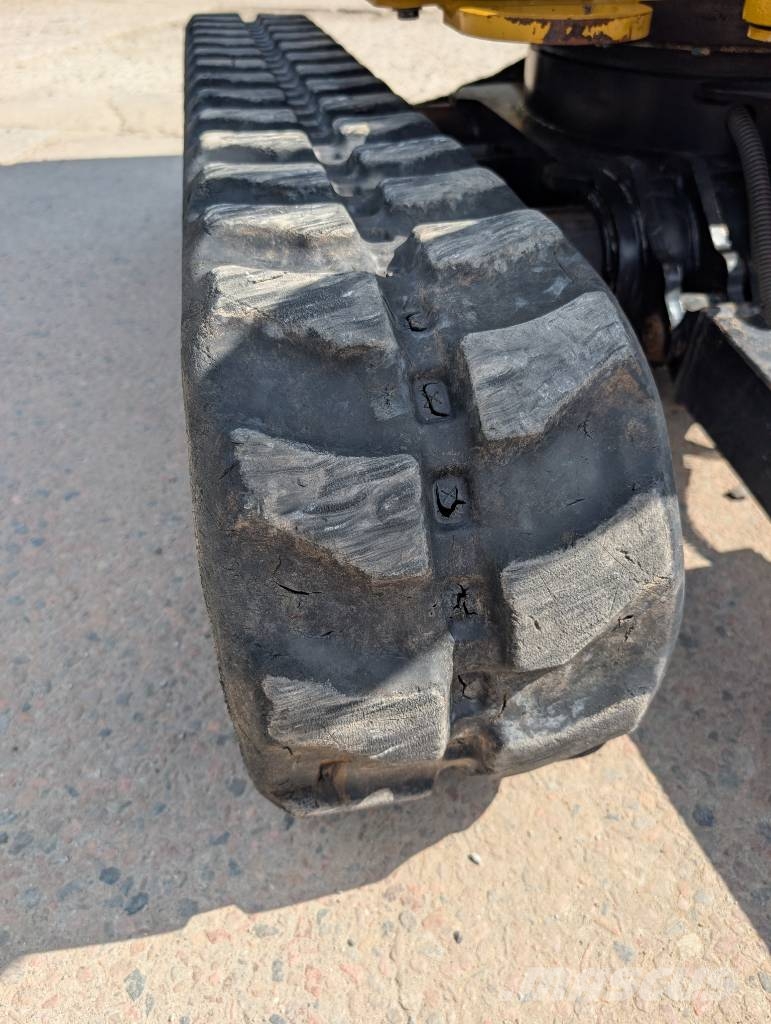 CAT 301.8 حفارات صغيرة أقل من 7 طن (حفارات صغيرة)