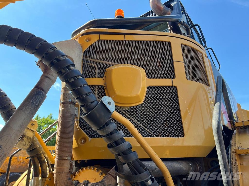 CAT 745C . Dumper - Knickgelenk