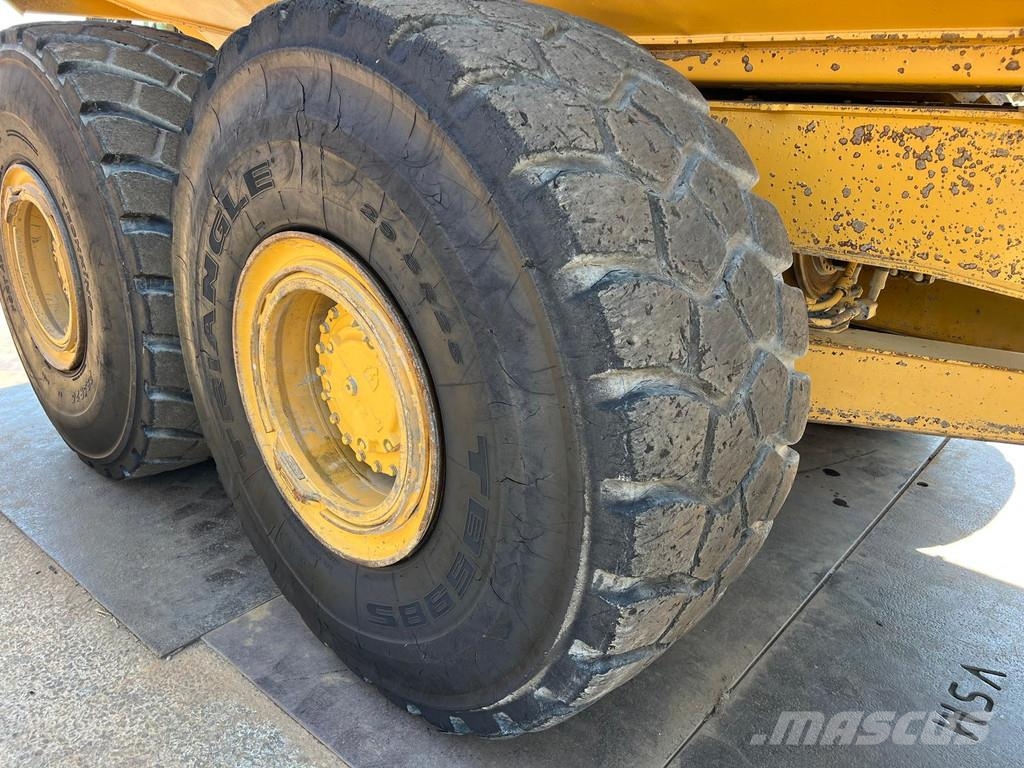 CAT 745C . Dumper - Knickgelenk