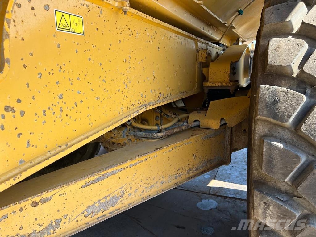 CAT 745C . Dumper - Knickgelenk