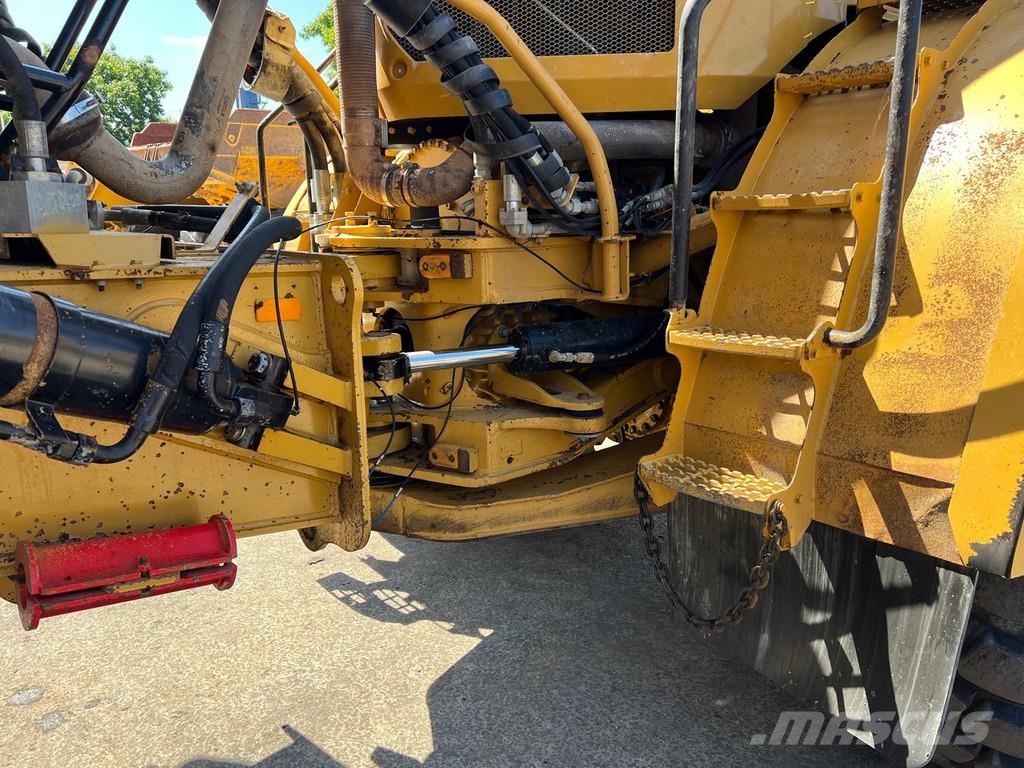 CAT 745C . Dumper - Knickgelenk