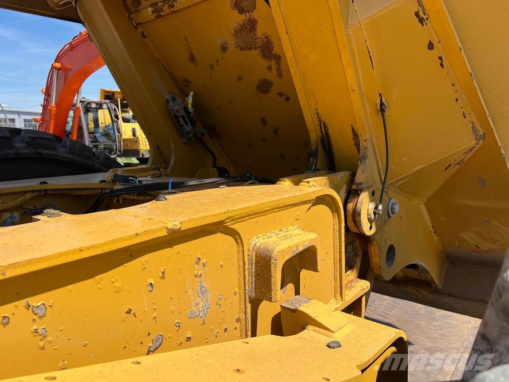 CAT 745C . Dumper - Knickgelenk