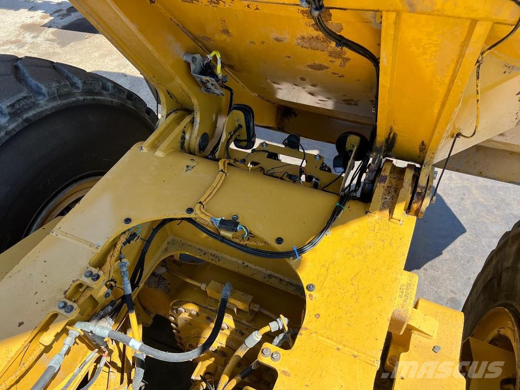 CAT 745C . Dumper - Knickgelenk