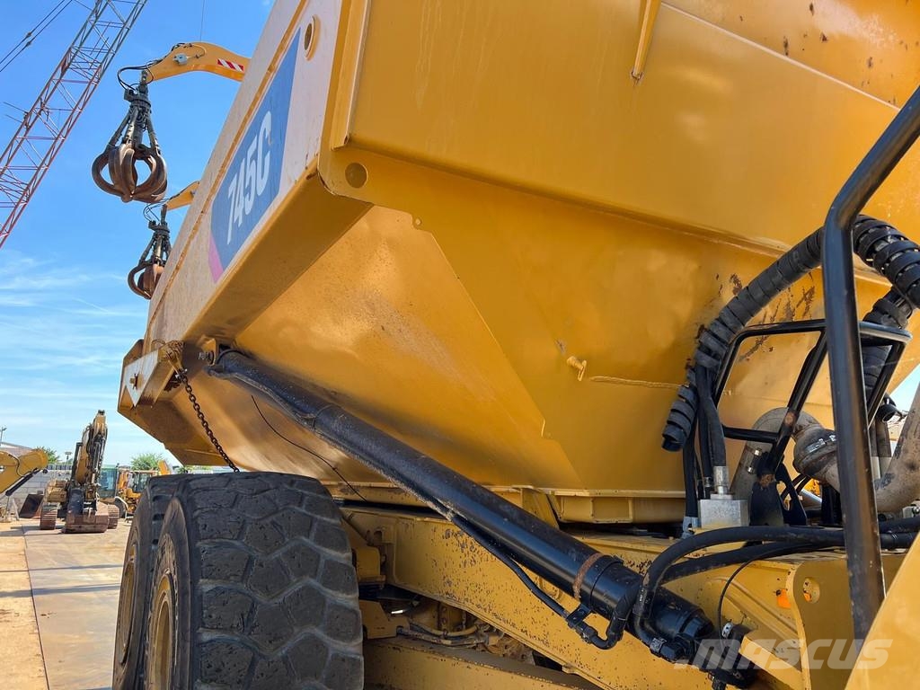CAT 745C . Dumper - Knickgelenk