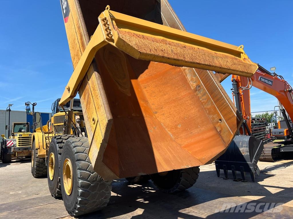 CAT 745C . Dumper - Knickgelenk