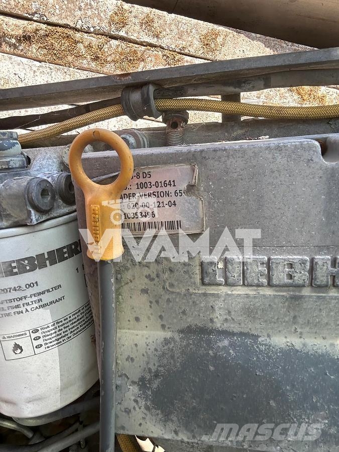 Liebherr R954CHD حفارات خاصة