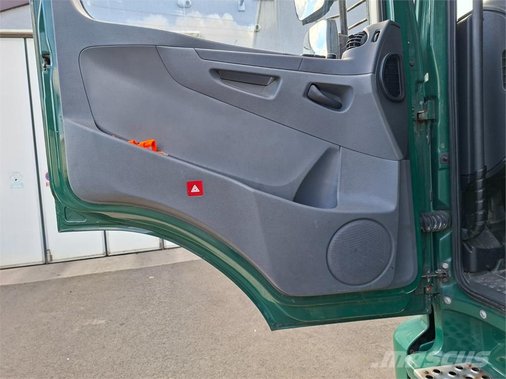 Mercedes-Benz AXOR 1833 L Sanduk kamioni