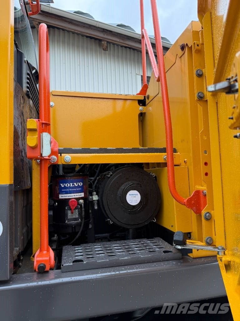 Volvo EW 180 E Wielgraafmachines