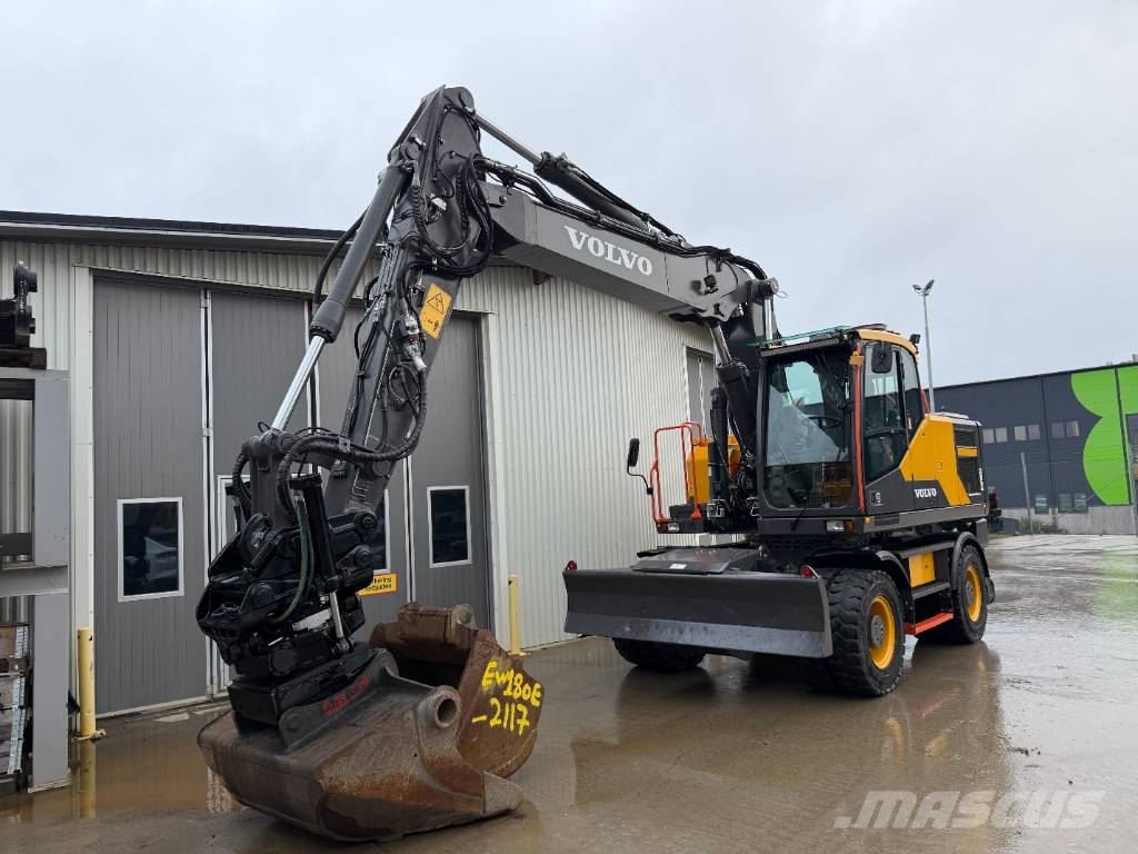 Volvo EW 180 E Wielgraafmachines