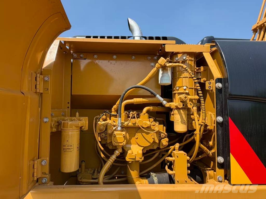 CAT 320 D Raupenbagger