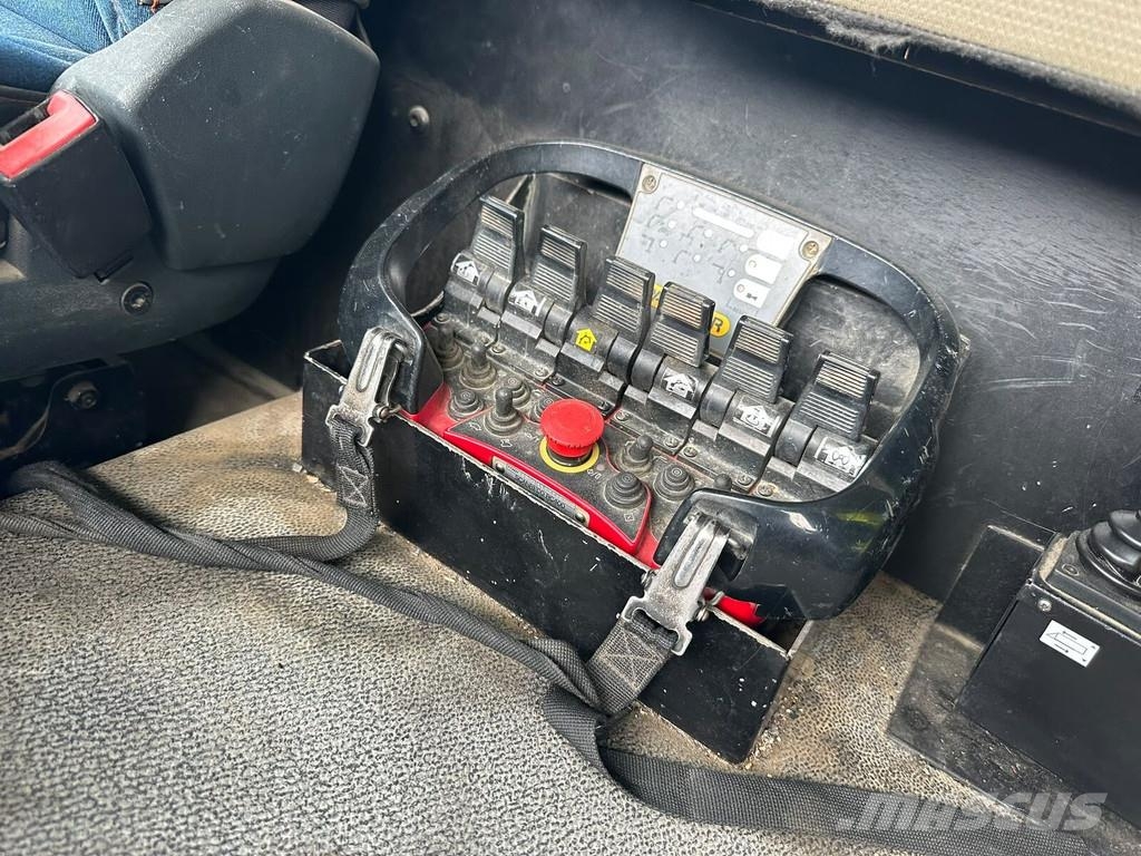 Renault Premium Lander 430.26 Kiper tovornjaki