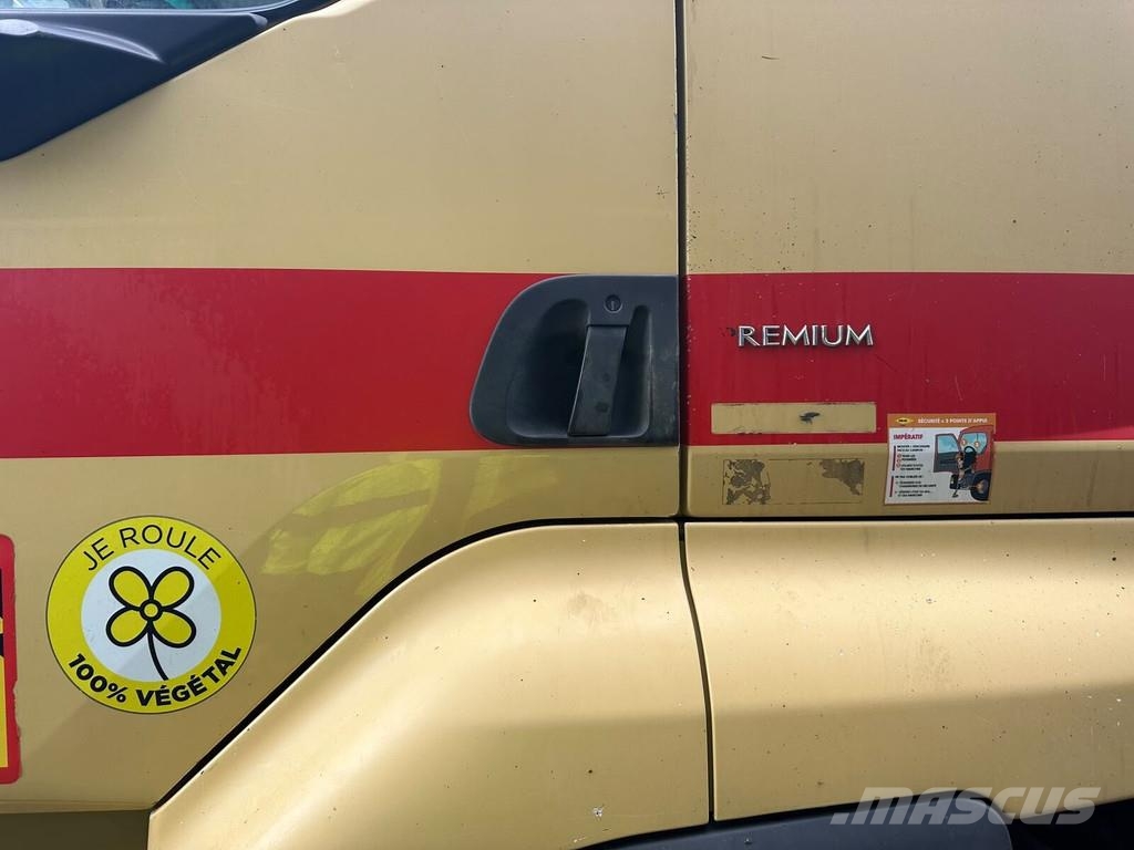 Renault Premium Lander 430.26 Kiper tovornjaki