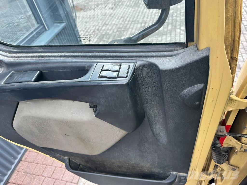Renault Premium Lander 430.26 Kiper tovornjaki