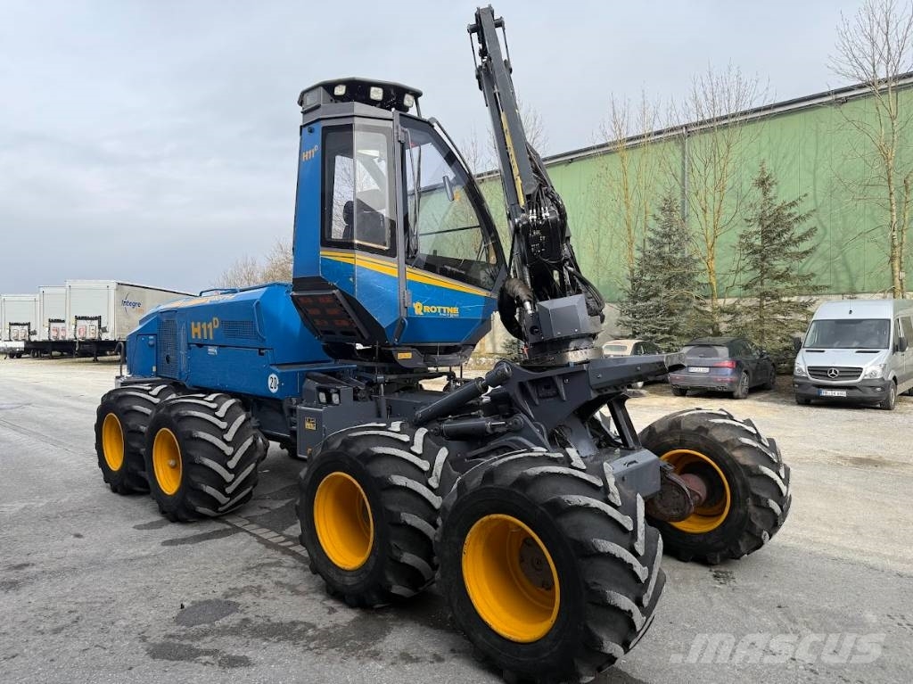 Rottne H11D حصادات