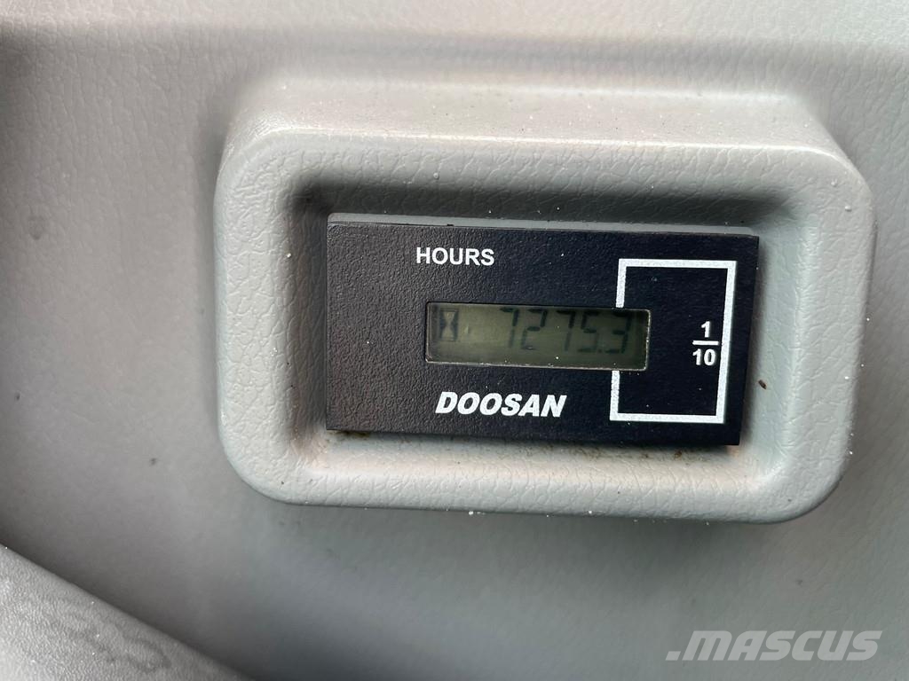 Doosan DX235LCR-5 حفارات زحافة