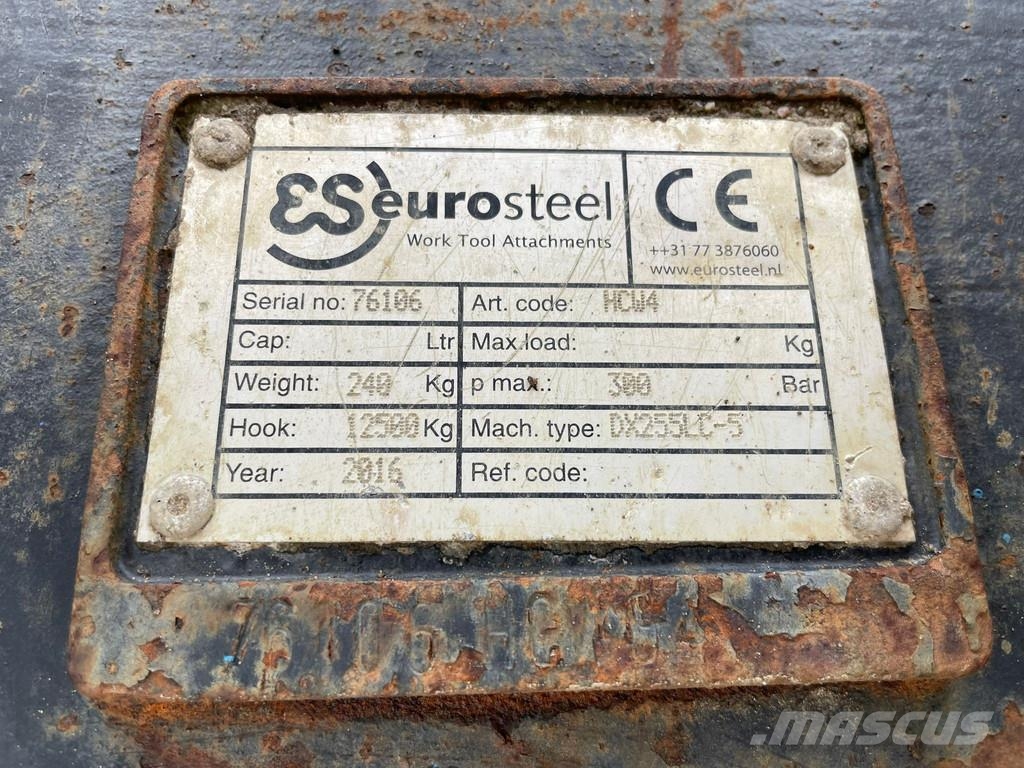 Doosan DX235LCR-5 حفارات زحافة