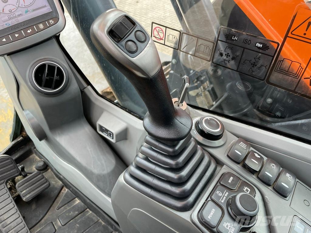 Doosan DX235LCR-5 حفارات زحافة