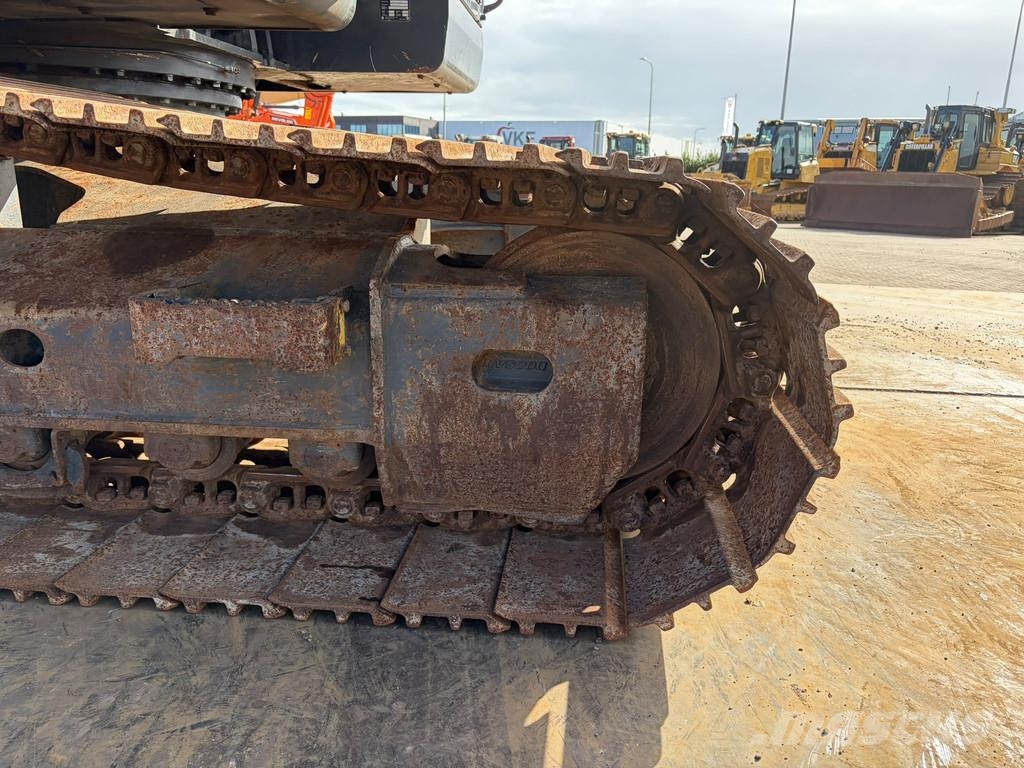 Doosan DX235LCR-5 حفارات زحافة