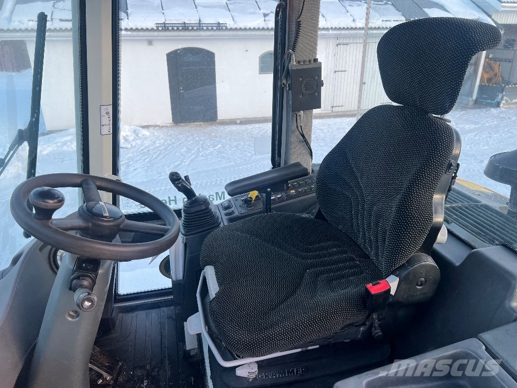 Liebherr 507 Pyöräkuormaajat