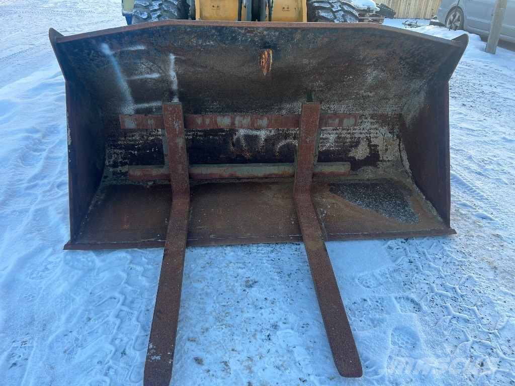 Liebherr 507 Pyöräkuormaajat