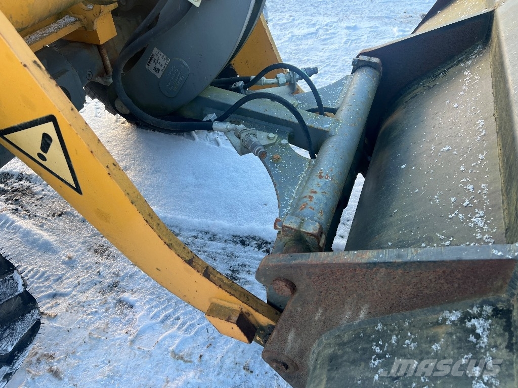 Liebherr 507 Pyöräkuormaajat