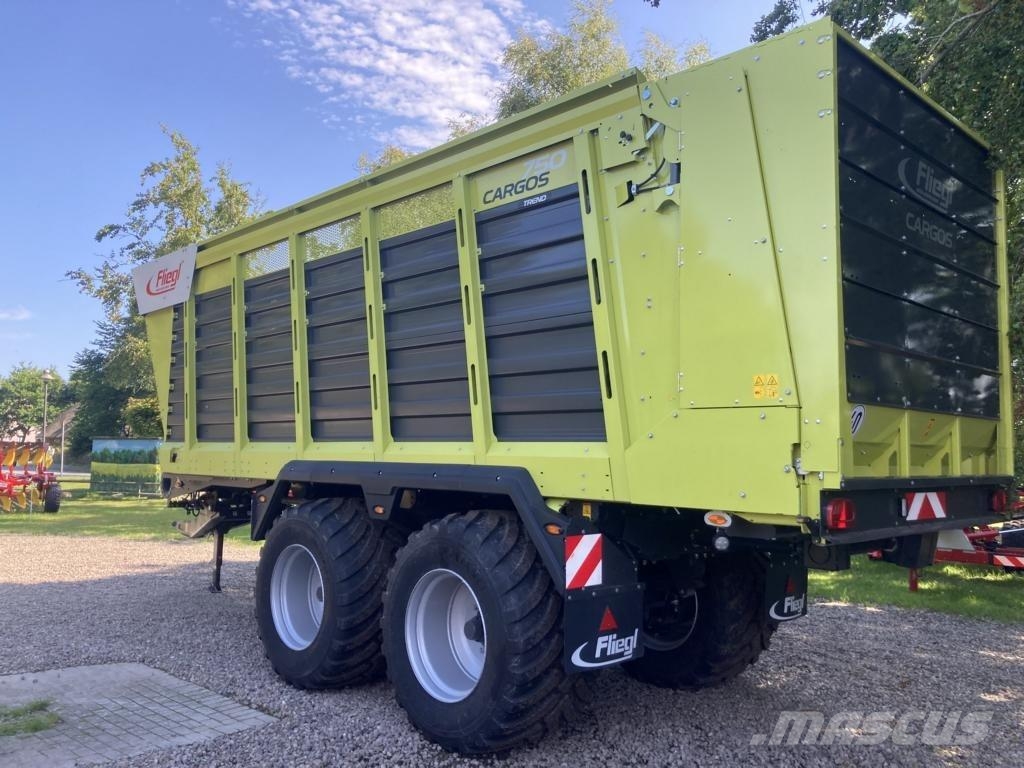 Fliegl CARGOS 750 TREND Maquinaria de elevación y colocación