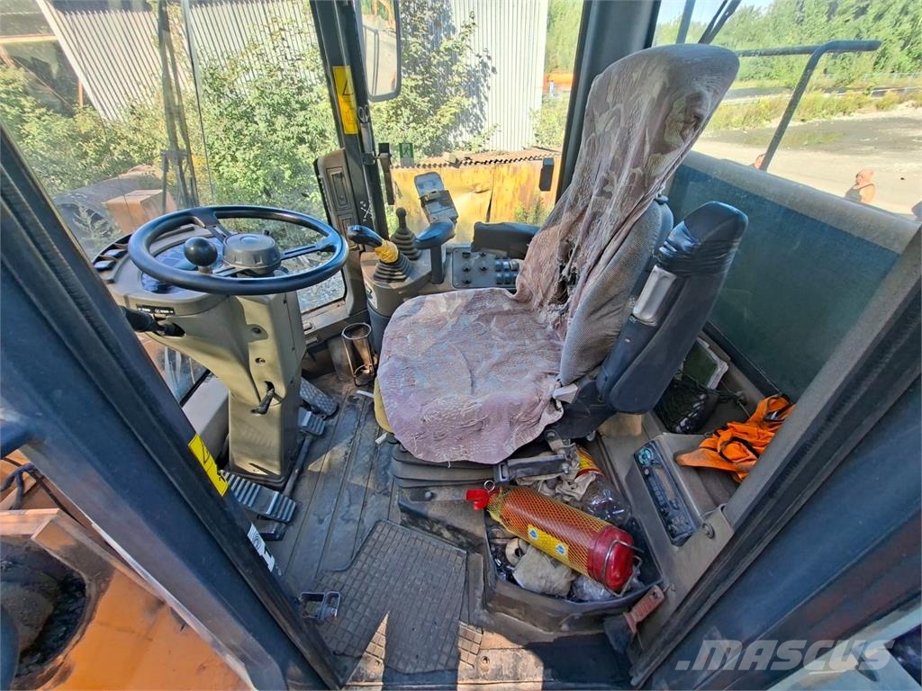 CASE 921C / 2 4X4 Stavebnictví - ostatní