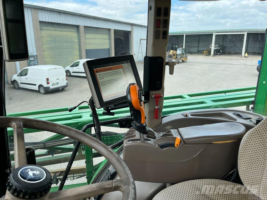 John Deere R4040i Itsekulkevat ruiskut