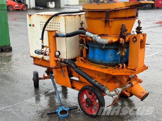 Bauer TORKRET concrete spraying pump Bombas de concreto