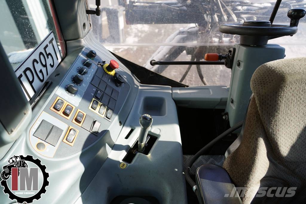 Valtra N101 / TPG95T الجرارات
