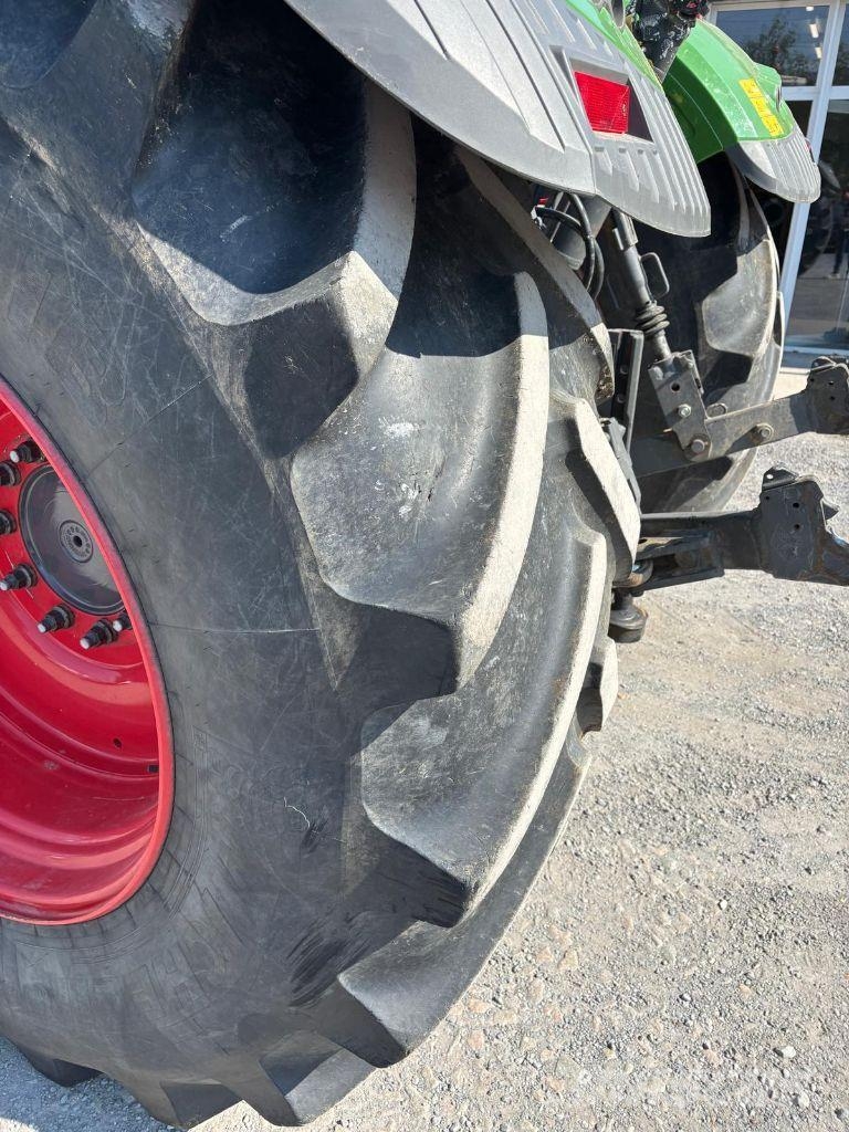 Fendt 720 VARIO POWER + Tracteur