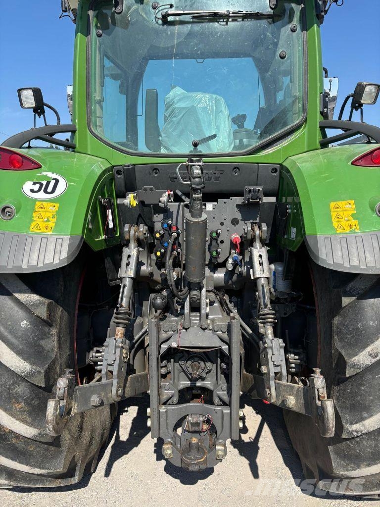 Fendt 720 VARIO POWER + Tracteur