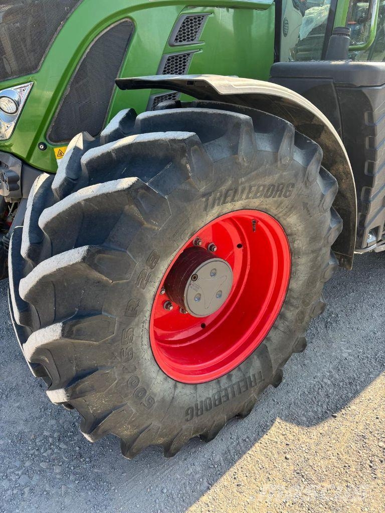 Fendt 720 VARIO POWER + Tracteur