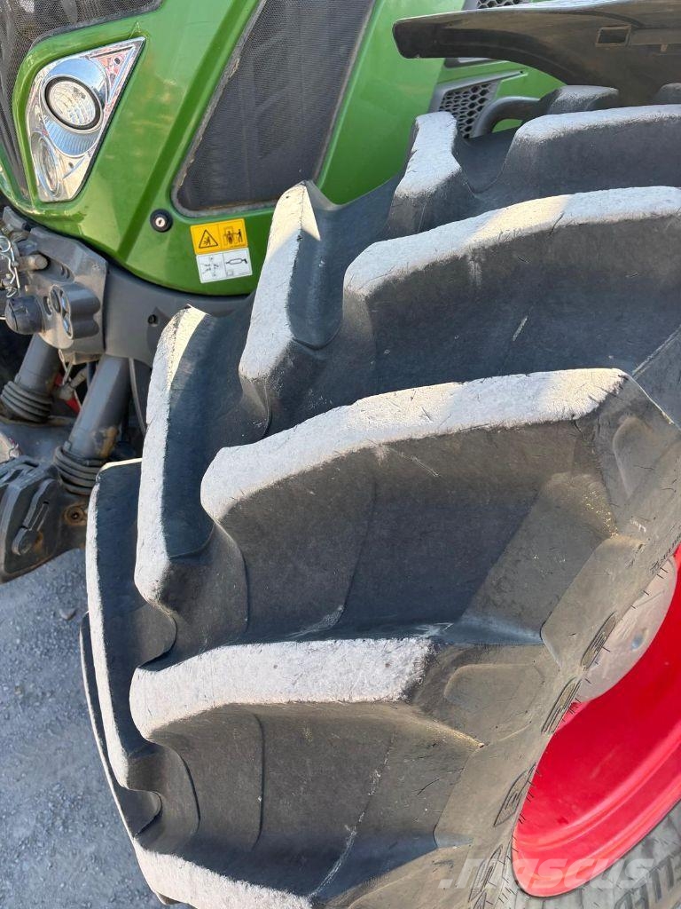 Fendt 720 VARIO POWER + Tracteur