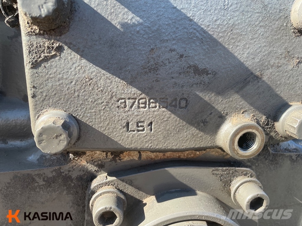 CLAAS Arion 530 Rear Axle Raamid