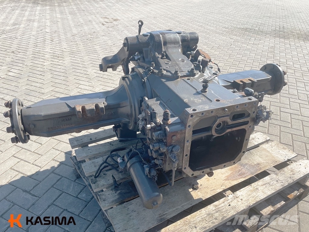 CLAAS Arion 530 Rear Axle Raamid