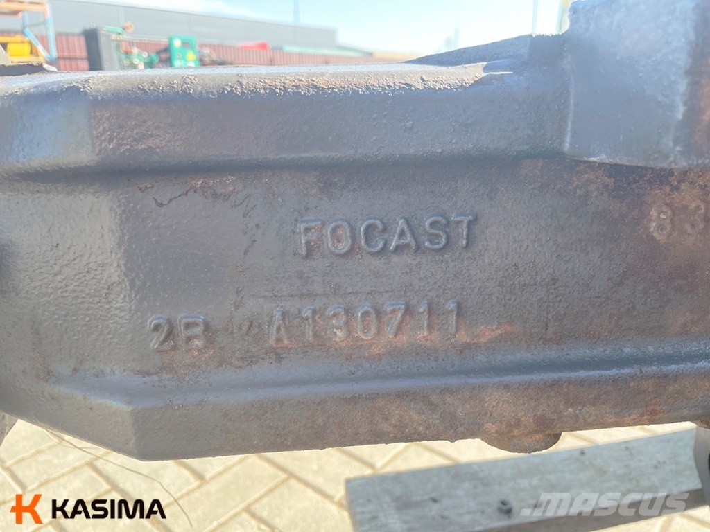 CLAAS Arion 530 Rear Axle Raamid