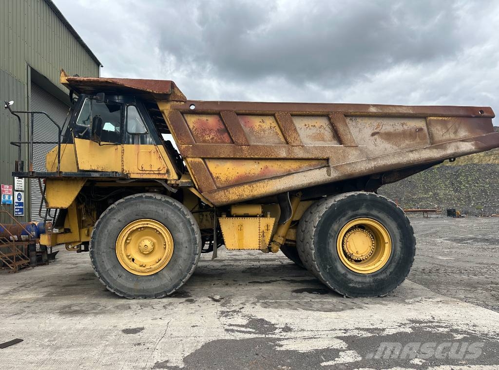 CAT 775 B Άκαμπτα Dumper με ανατρεπόμενο κάδο