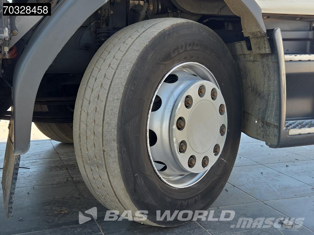 Renault D 280 D 4X2 19t Caja de 8,50m Cambio Automático Eu Каросерии