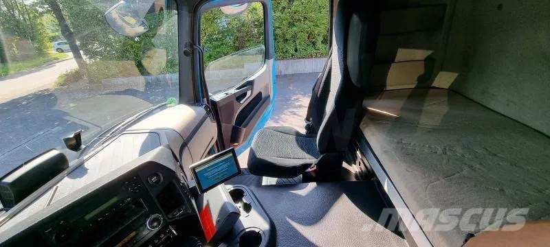 Mercedes-Benz Actros 1843 LS Eurolohr Autotransp. SZM Intarder K Tractor Units